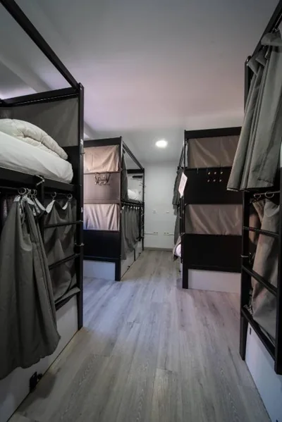 Be Happy Hostel - Albergue en el centro de Nerja — Foto 7