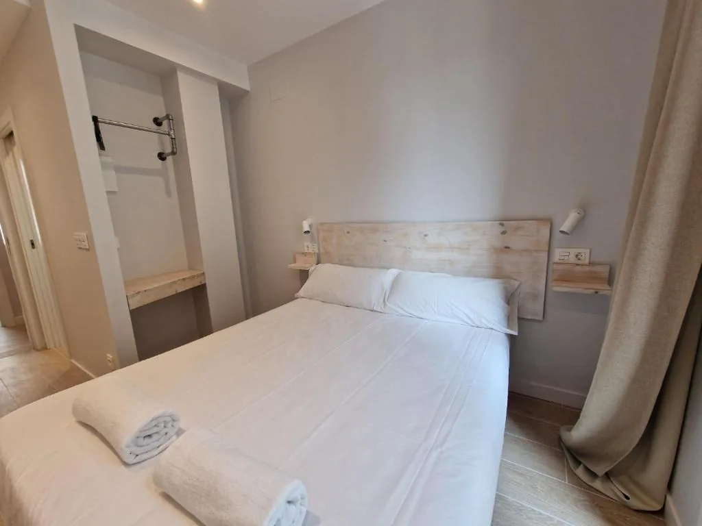 Habitación Doble — Beach Break Guesthouse - Self Check-in