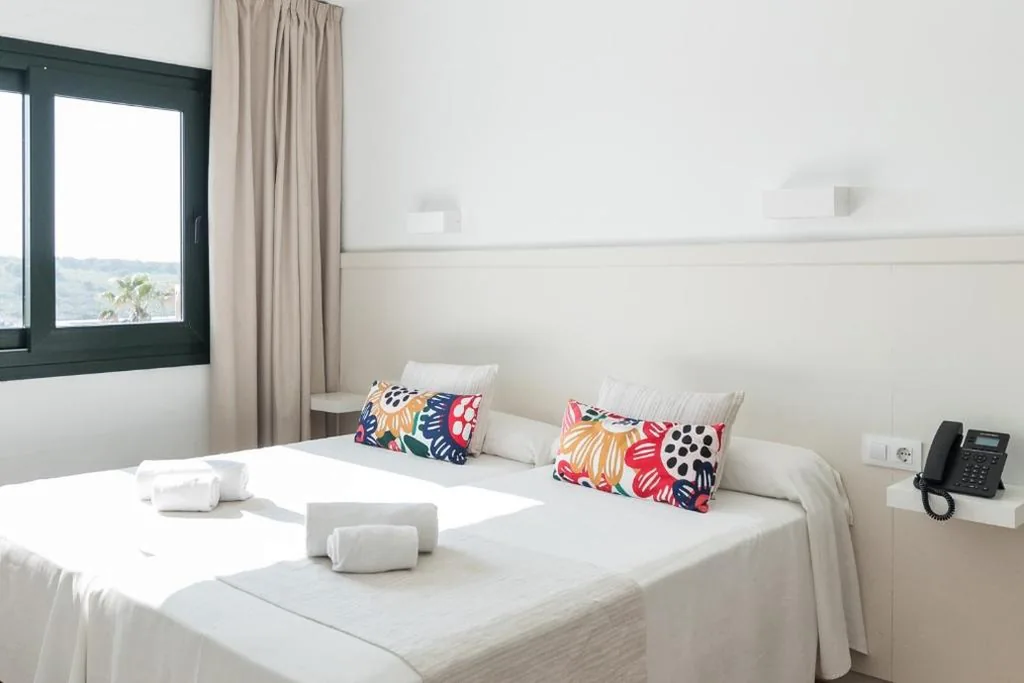 Apartment mit Gartenblick — Beach Club Menorca