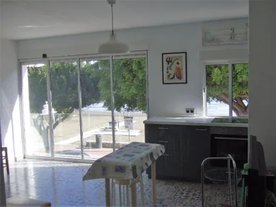 Beachfront House on 1st Line — foto 4