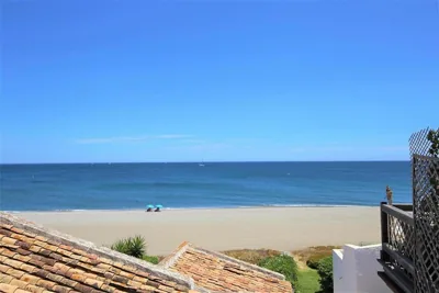 Beachhouse GALORE — photo 11
