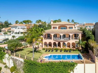 Beachside villa with panoramic sea views — foto 4
