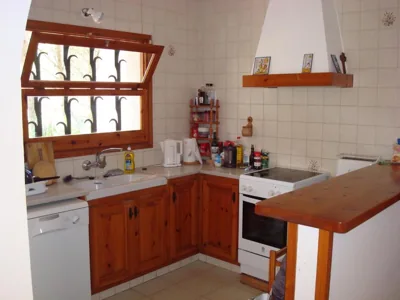 Beautiful detached air-conditioned villa close to sandy beach, shops and restaurants — foto 3