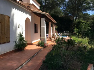 Beautiful detached air-conditioned villa close to sandy beach, shops and restaurants — foto 5
