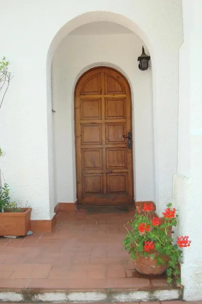 Beautiful detached air-conditioned villa close to sandy beach, shops and restaurants — foto 11
