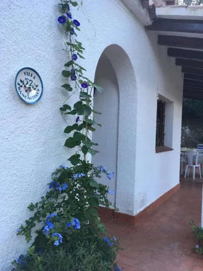 Beautiful detached air-conditioned villa close to sandy beach, shops and restaurants — foto 12