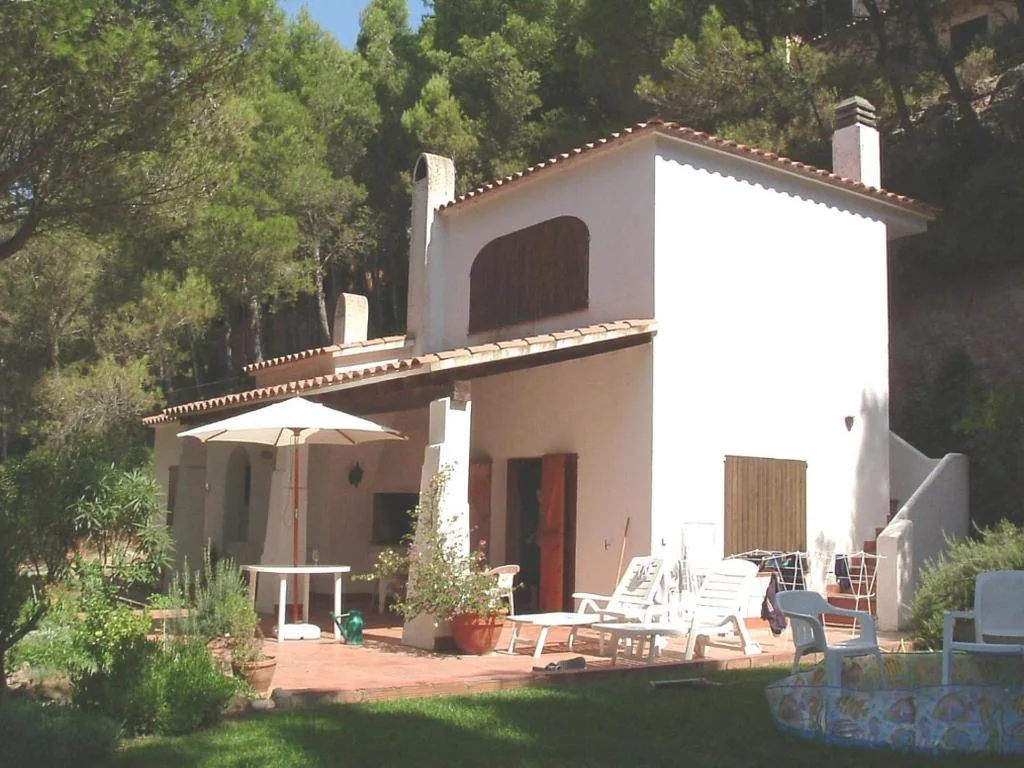 Villa — Beautiful detached air-conditioned villa close to sandy beach, shops and restaurants