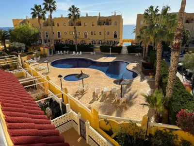Beautiful home 50m private beach Campello Alicante long-term rental only — foto 5