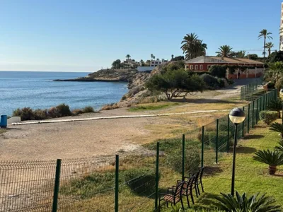 Beautiful home 50m private beach Campello Alicante long-term rental only — foto 8