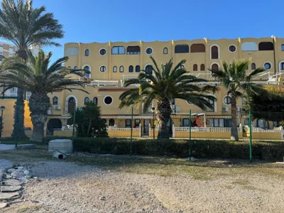 Beautiful home 50m private beach Campello Alicante long-term rental only — foto 9