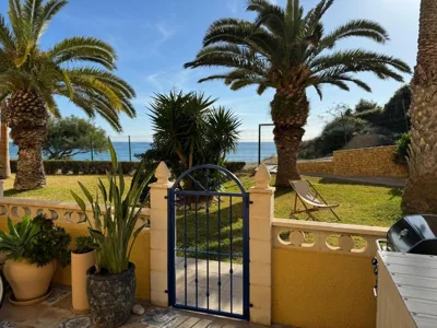 Beautiful home 50m private beach Campello Alicante long-term rental only — foto 12