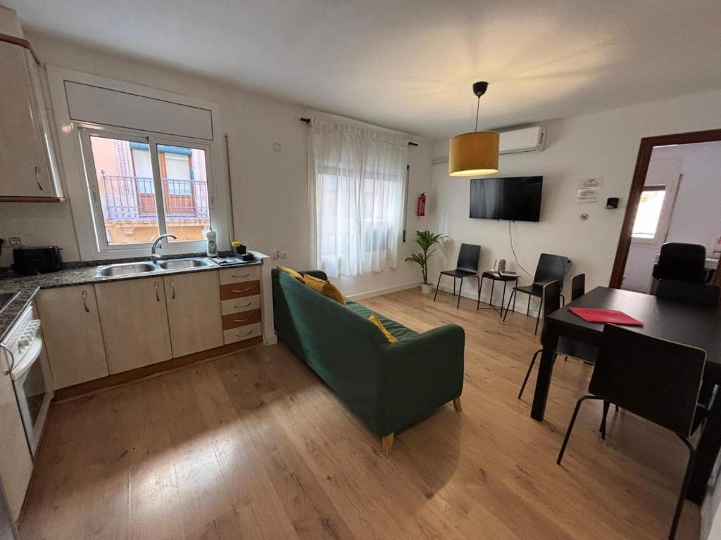 Beautiful rooms for rent in Tarragona center