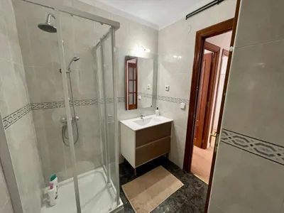 Beautiful rooms for rent in Tarragona center — foto 7