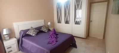 Beautiful, spacious villa, heated pool, sleeps eight, with quality furnishings — foto 10