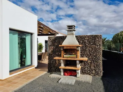 Beautiful spacious villa with private heated pool in Lajares — 写真 6