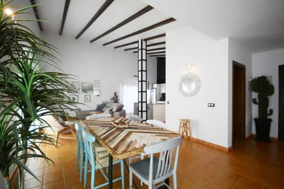 Beautiful spacious villa with private heated pool in Lajares — 写真 12