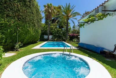 Beautiful Villa La Caracola heated pool Puerto Banus Marbella — Foto 4