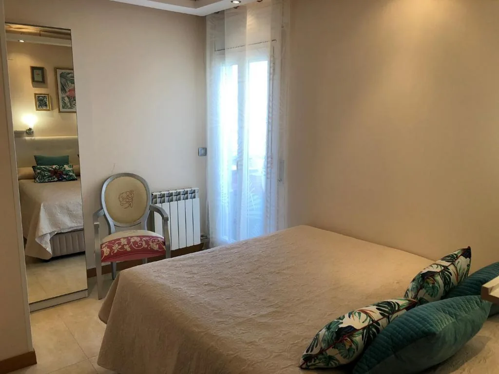バルコニー付きデラックスダブルルーム — Bed and Breakfast en Salou