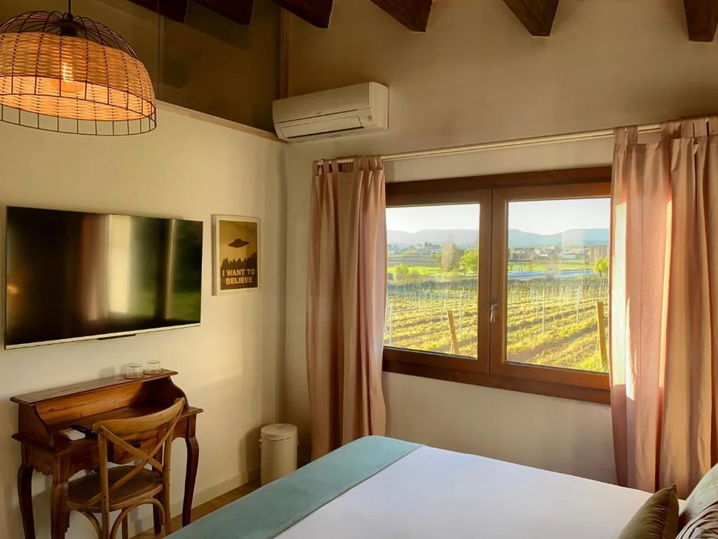 Habitación Doble con terraza — Bed & Breakfast Wine & Cooking Penedès