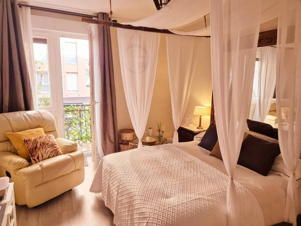Habitación Doble con baño privado — Begutxi LVI00061