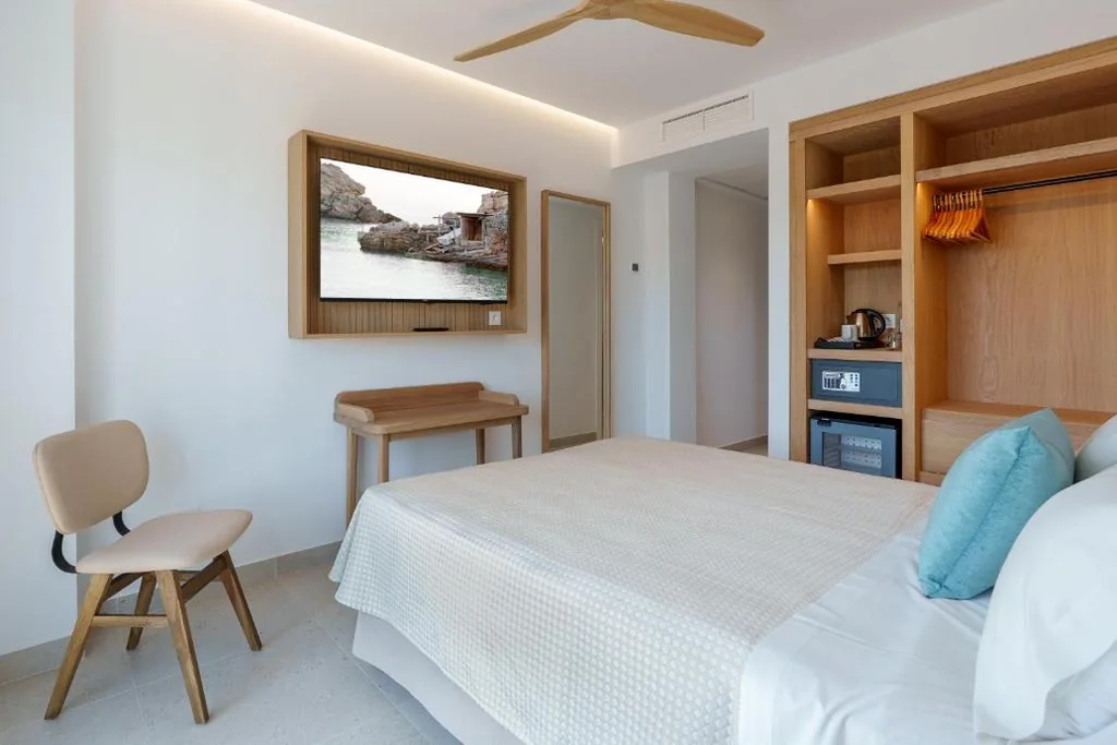 带阳台单人间 — Bellamar Hotel Beach & Spa