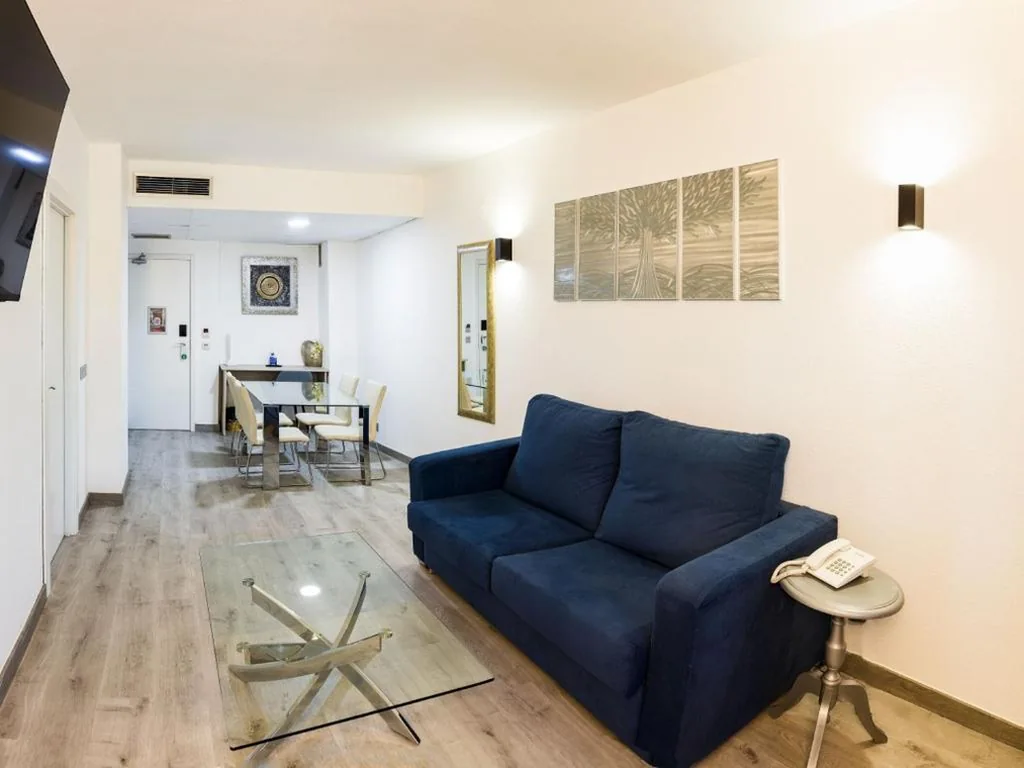 One-Bedroom Junior Suite — Bellavista Sevilla