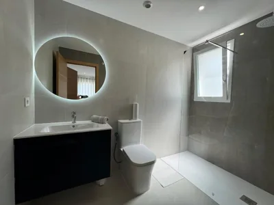 Belle villa contemporaine piscine privée — foto 3