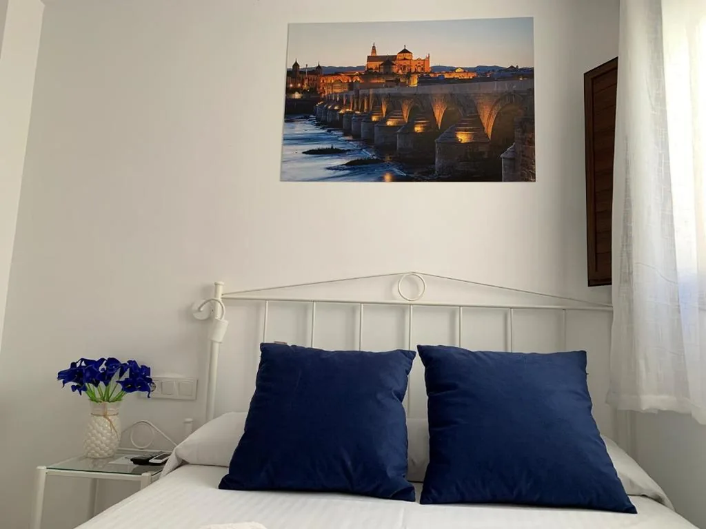 Habitación Familiar con baño privado — Belmonte Rooms