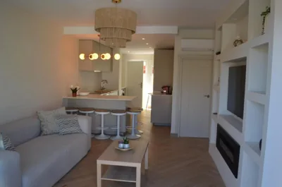 Benalmádena Beach House- Luxe house, prime location near Puerto Marina&Beach — foto 6