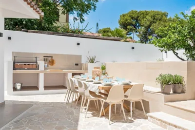 Benalmadena Beach Villa-Luxe new 5BR heated pool & BBQ kitchen at prime location near Puerto Marina & Beach — 写真 11