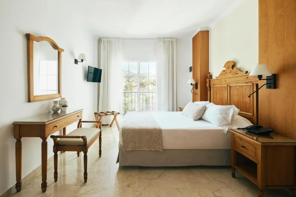 Camera Promo — Beneste Villa Flamenca Hotel