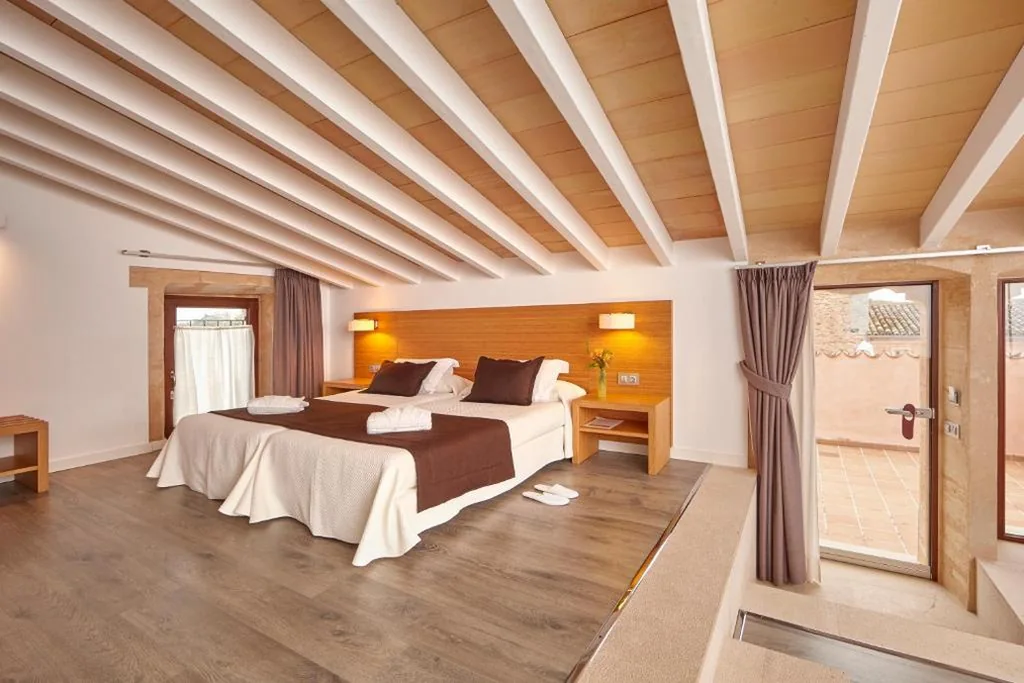 Bennoc Petit Hotel