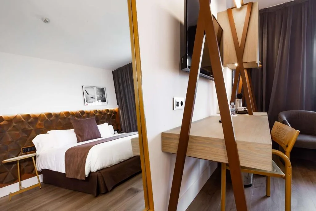 エクストララージベッド1台と二段ベッド付きスタンダードルーム（禁煙） — Best Western Plus Hotel Alfa Aeropuerto