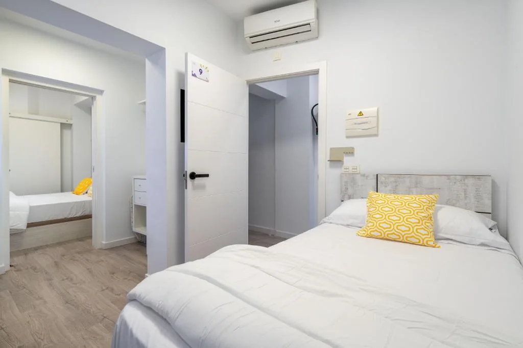 トリプルルーム — BF Rooms Almeria Centro
