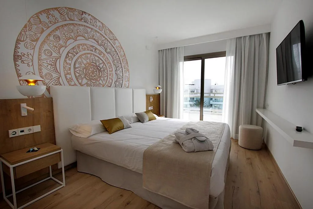 Quarto Individual Standard — BG Rei del Mediterrani