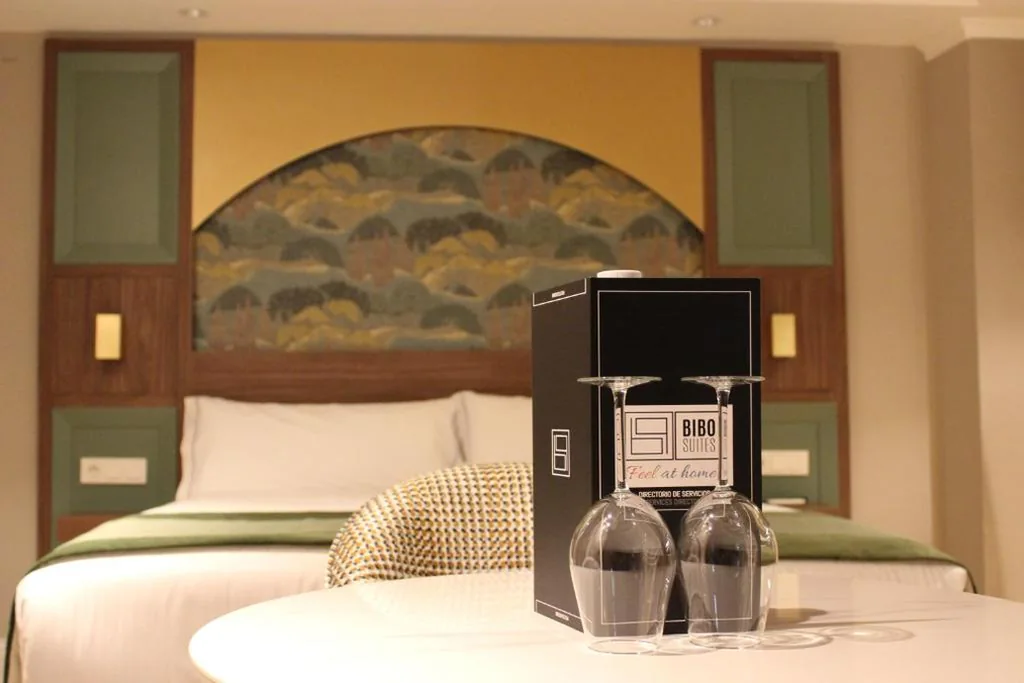 Estudio Estándar — BiBo Suites Palacio de Portago