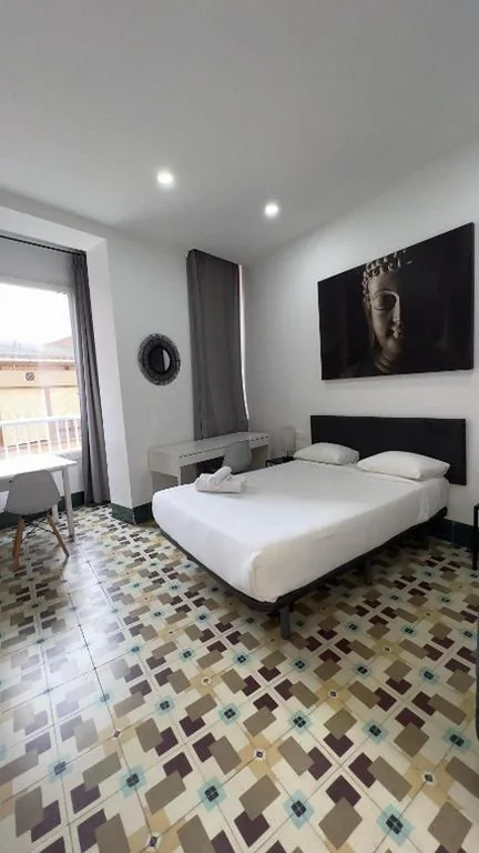 Studio mit Schlafsofa — Bieti Castellon
