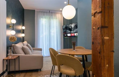 BIG 4 ROOMS in a Centric Home Parking Included — foto 5