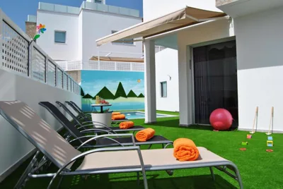 Big Villa Tauro with Private Heated Saltwater Pool & Jacuzzi & BBQ & Game Room & Arcade Games — Foto 6