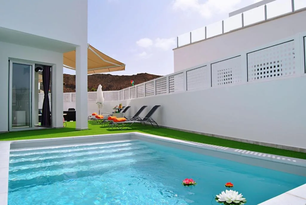 Villa — Big Villa Tauro with Private Heated Saltwater Pool & Jacuzzi & BBQ & Game Room & Arcade Games