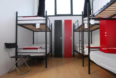 Bilbao Akelarre Hostel — 写真 11