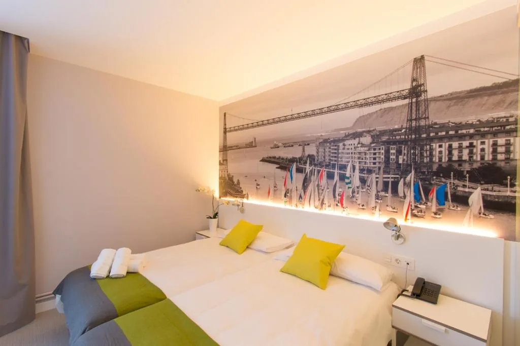 Camera doppia - 2 letti — Bilbao City Rooms