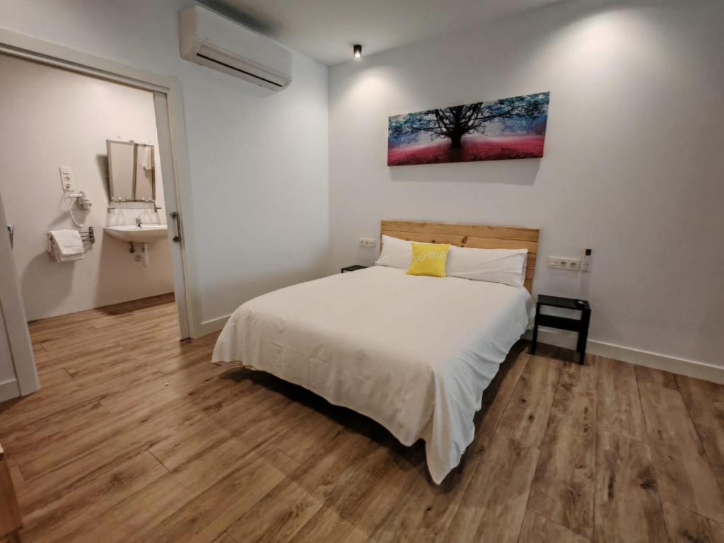 Bilbao ROOMS & KITCHEN Zurbaran