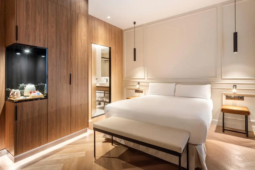 Standard Double Room — Bilder Boutique Hotel