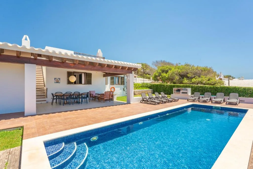 Villa con vistas al mar — Bini Nura