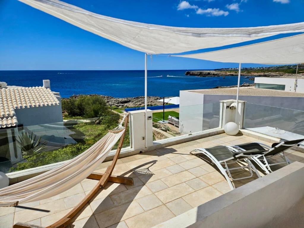 Binibeca Vell Luxury Villa, sea direct access, private pool