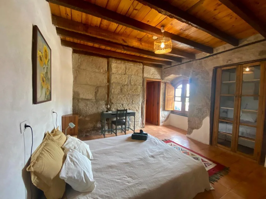 Habitación Doble con vistas a la piscina - 2 camas — Biofinca Casa el Riego