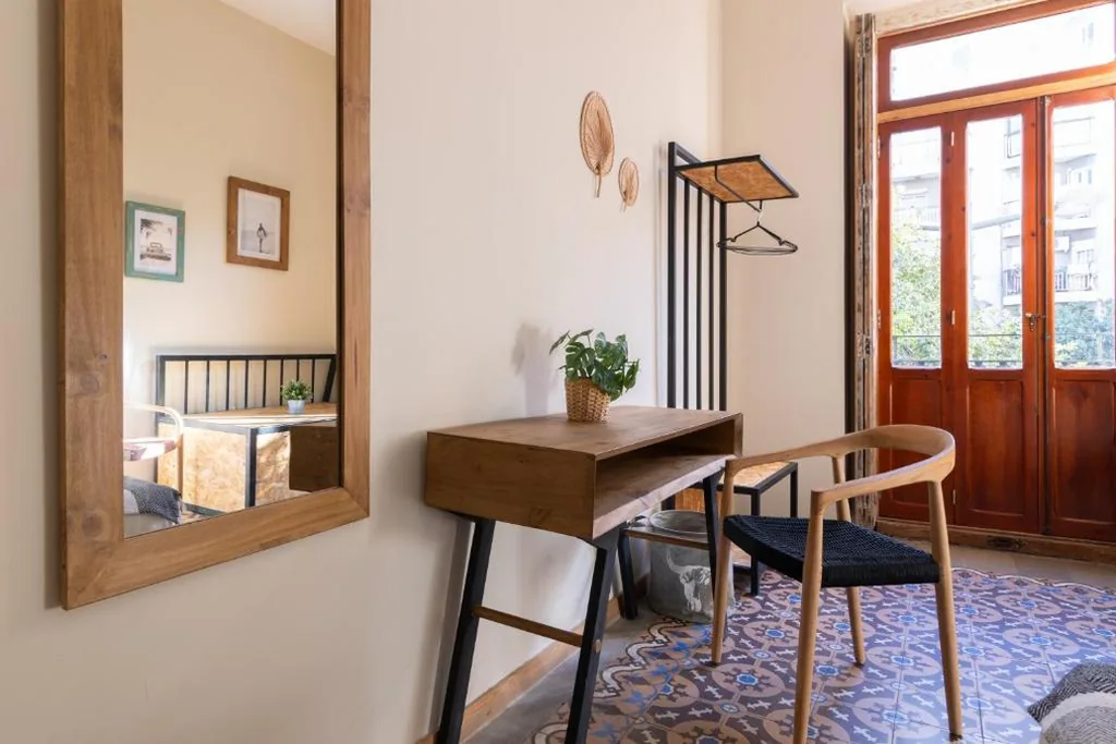 Deluxe-Doppelzimmer mit Zustellbett — Bird House