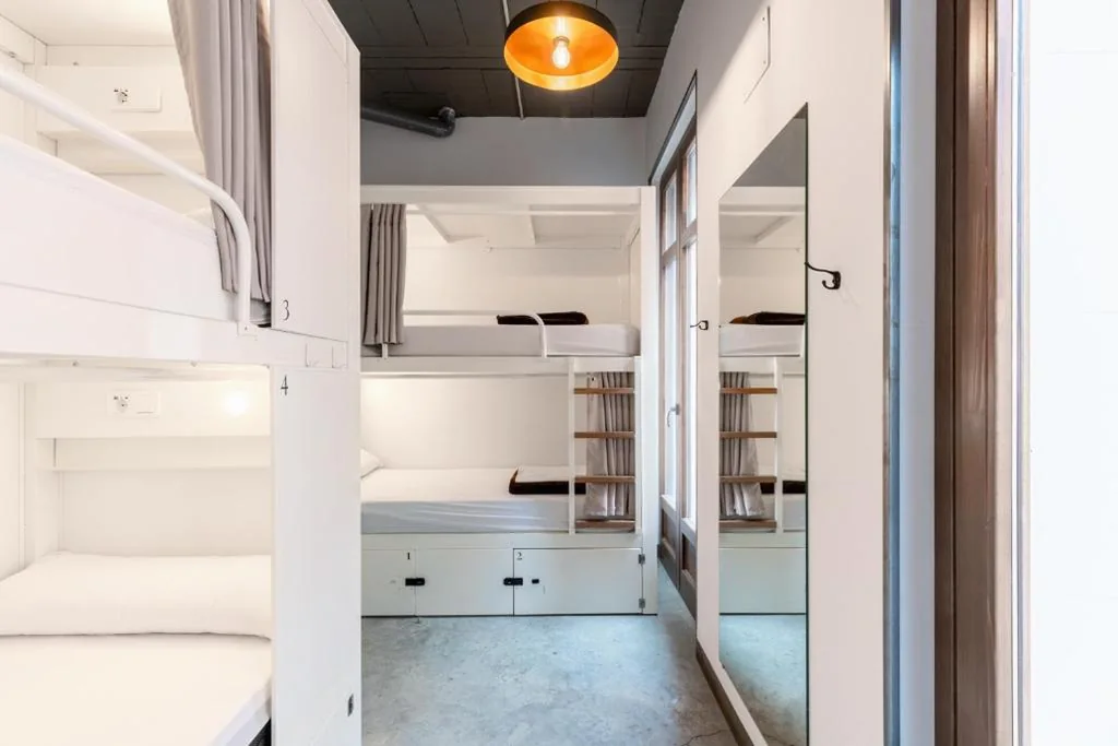 Black Swan Hostel Granada