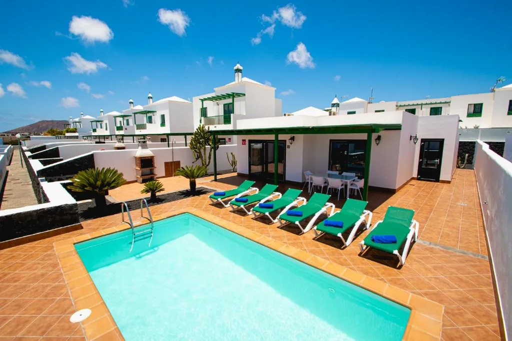 Villa con piscina privata — Blancazul Brisa Marina